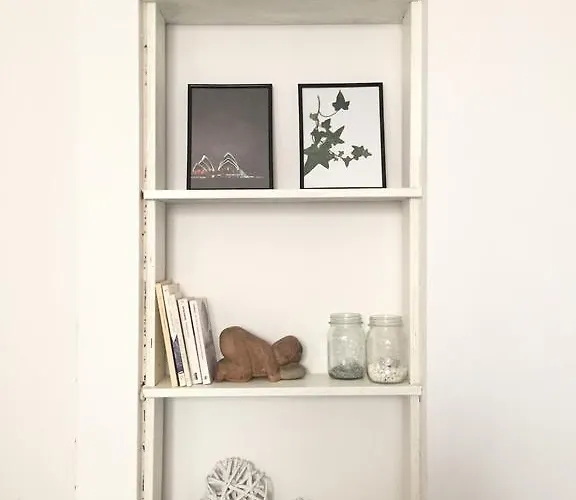 Laura A 2 Passi Dal Mare *