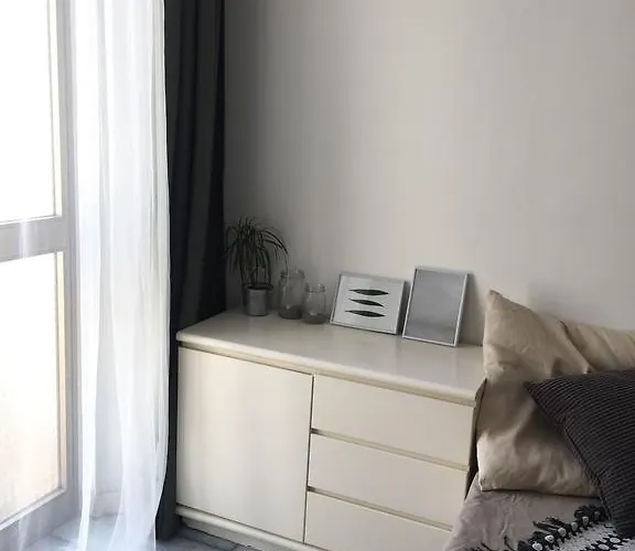 Laura A 2 Passi Dal Mare *