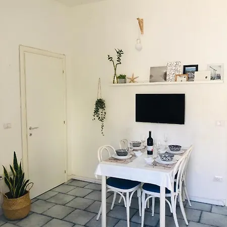 Laura A 2 Passi Dal Mare * Rimini